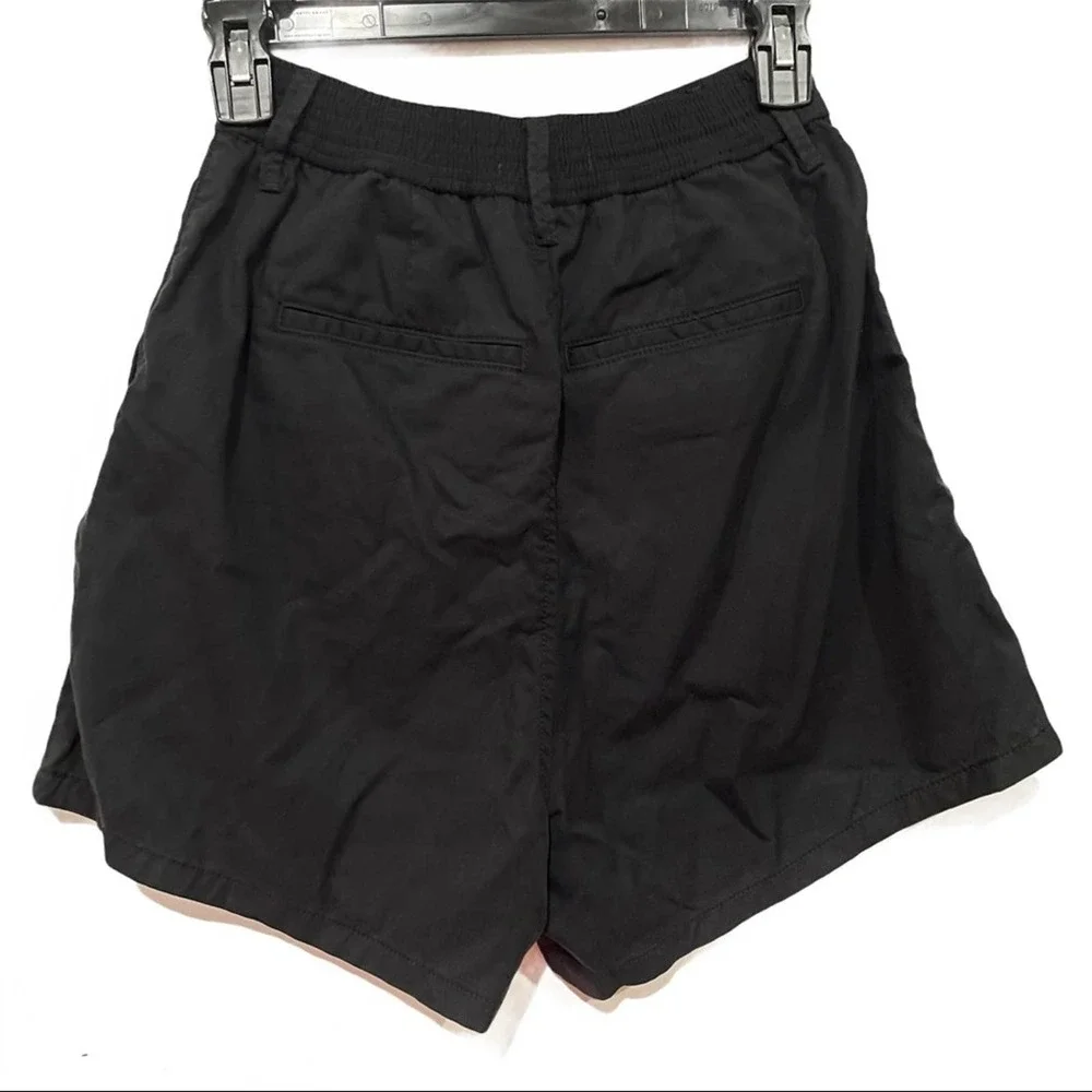 Good American Summer Boss Shorts